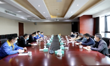 平湖市委常委、宣傳部長沈志鳳蒞臨景興紙業(yè)調研疫情防控和復工復產情況